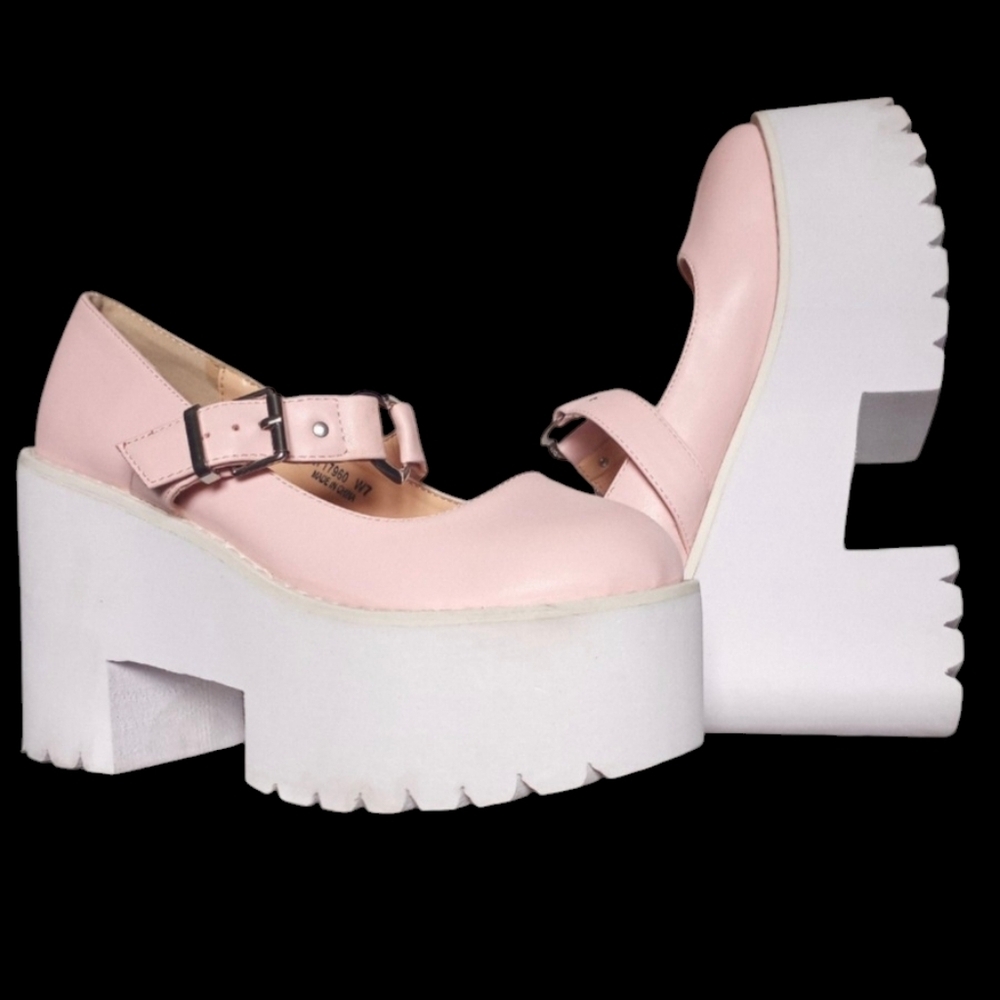 Hot Topic Platform Mary Jane 4Hearts Faux Leather Pink Shoes, Women Size 7